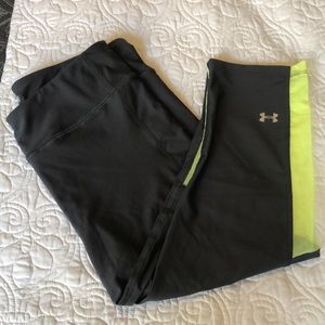 Under Armour Cropped Leggings